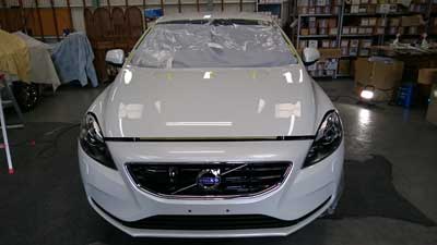 V40 パールホワイト【施工途中】